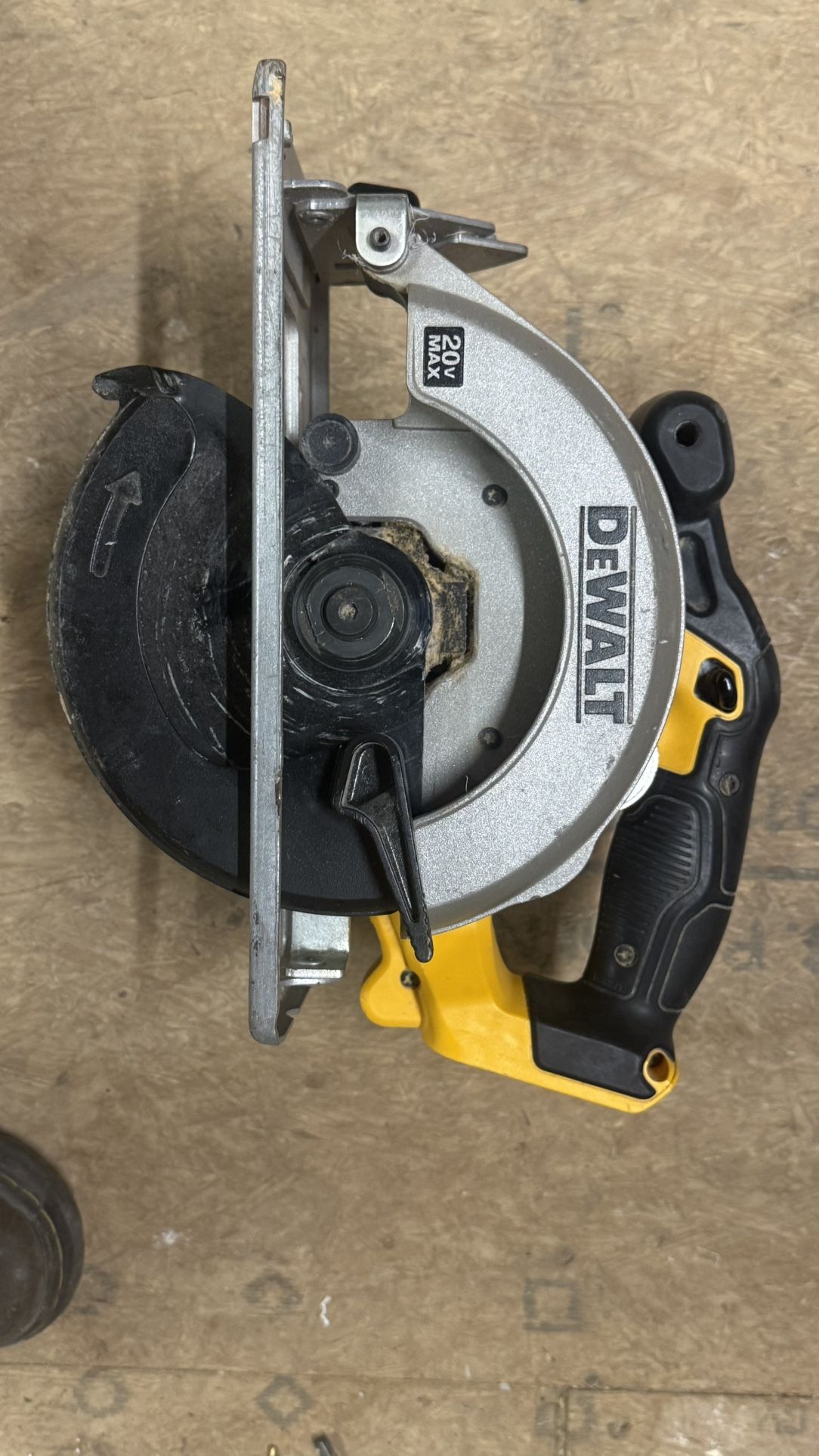 20v Dewalt Skill Saw 6 1/2”