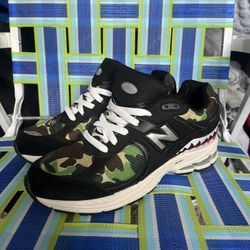 bape black new balance 2002r size 9 