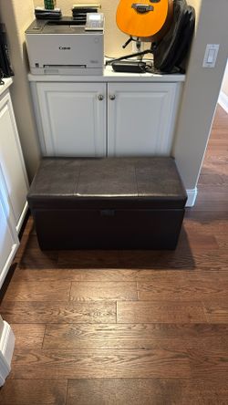 Ottoman - Storage Chest