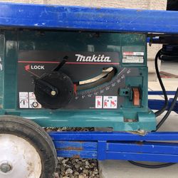 Makita Table Saw With Contractors Table