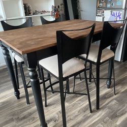 4 Tall Bar Stools 