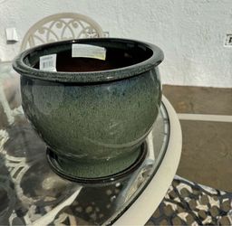 Trendspot Glazed Ceramic Planter with Saucer