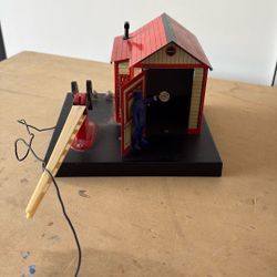 RR Crossing Station Ogauge 