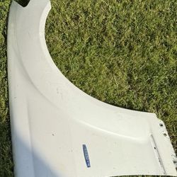 2010 Mercedes Benz S550 Stock Right Fender 