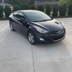 2013 Hyundai Elantra $3250, Great MPG, Reliable Commuter, Bluetooth, Heated Seats, Cold AC