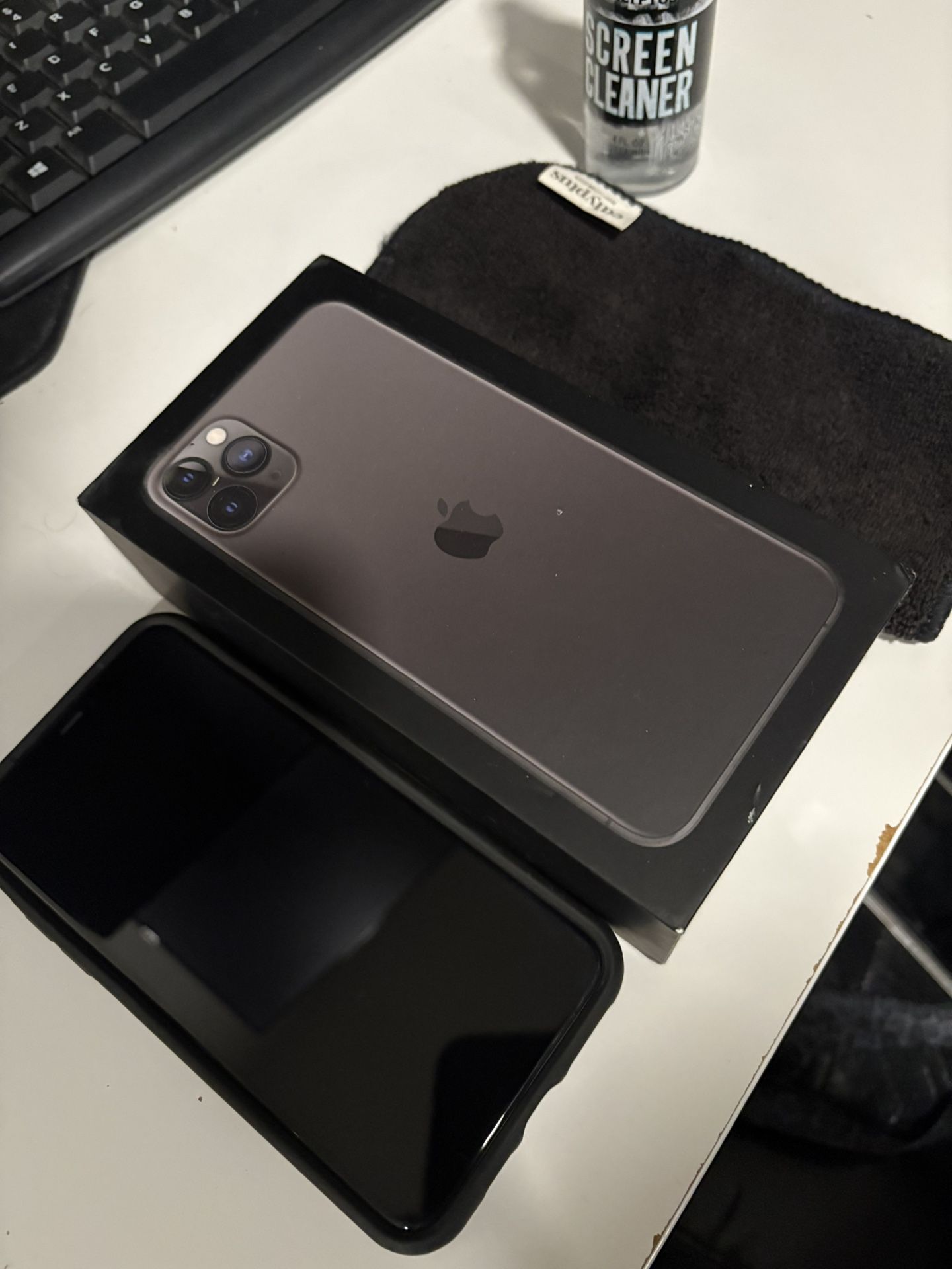 T-Mobile iPhone 11 Pro Max