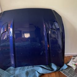 2015-2018 Ford Mustang Hood