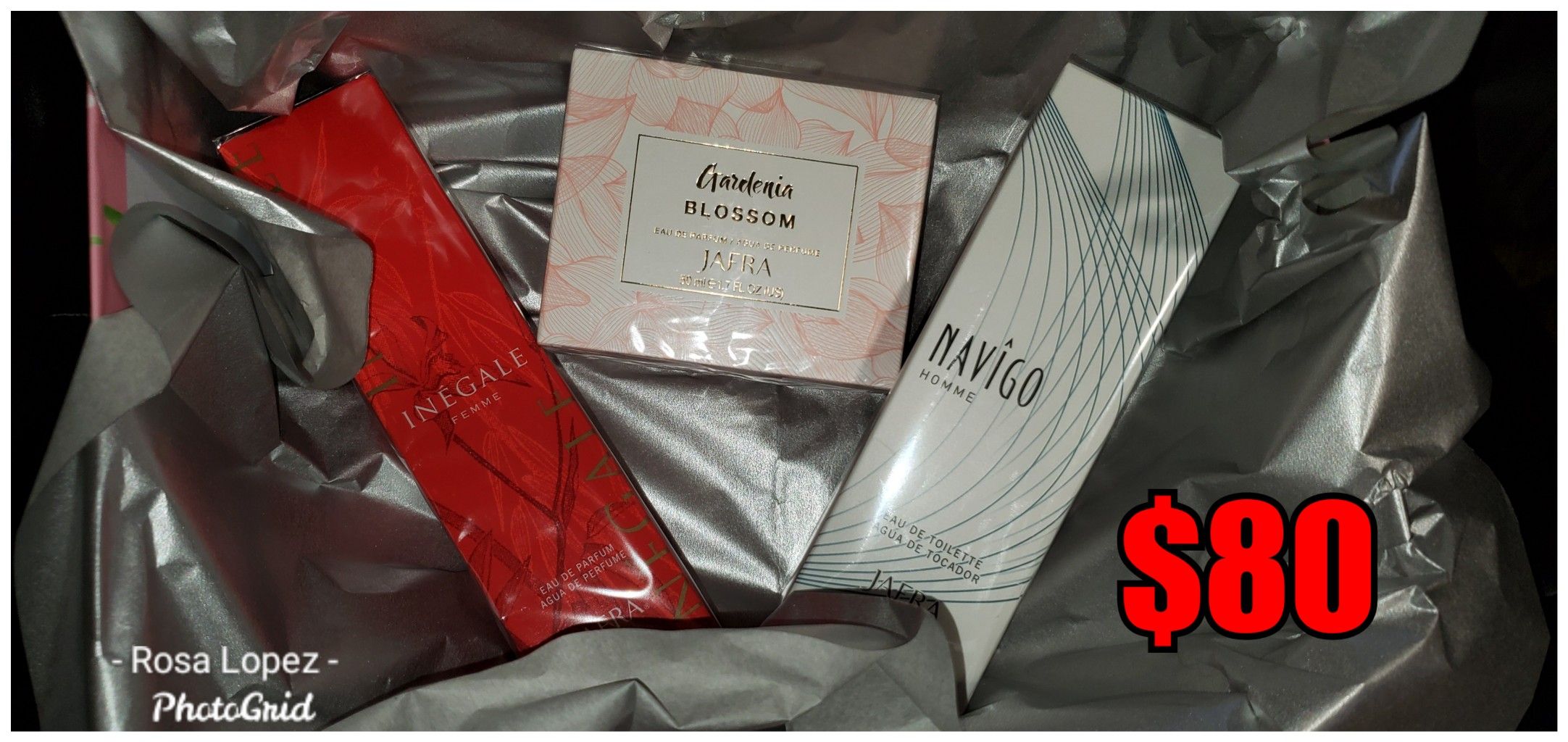 Elegant Mirror Entry Way Table