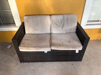 Outdoor furniture with table