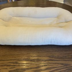 Snuggle Me Organic Infant Pillow