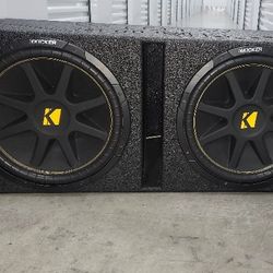 15" Kicker Comps In Q Bomb Box $300 