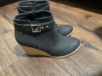 Black Heel Boots