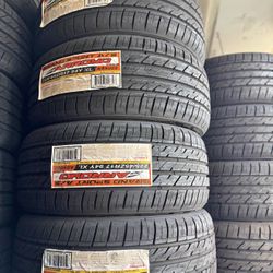 Vendo set de llantas nuevas 225/45R17 marca Arroyo con 50.000 mil millas de garantía