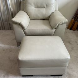 Ashley Furniture Tensas Cream Leather Chair +  Fontenot Cream Leather Ottoman  Tensas Cream Leather Chair 