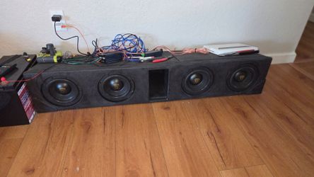 4- 6.5" 1000w peak Rockville DVS Subwoofers w/ Enclosure for F150