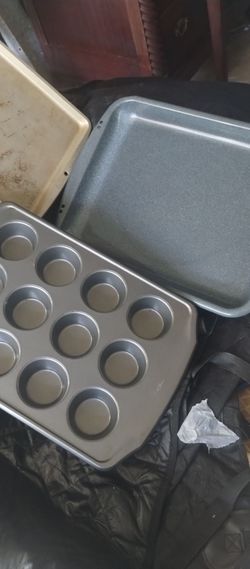 Baking pan 2 for 1 dollars