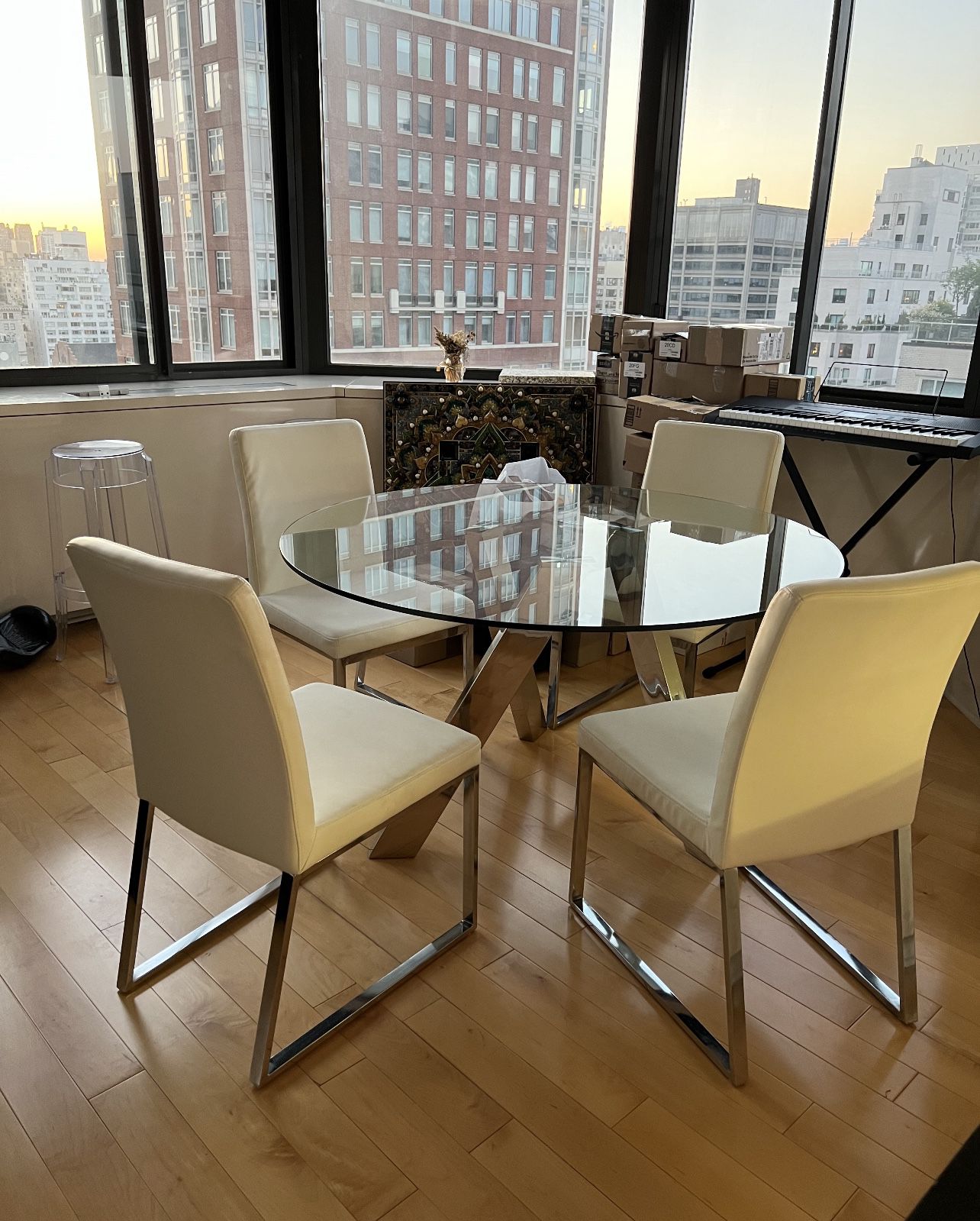 Dining Table and Dining Chairs 