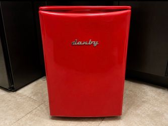 Danby Retro Mini Fridge Red