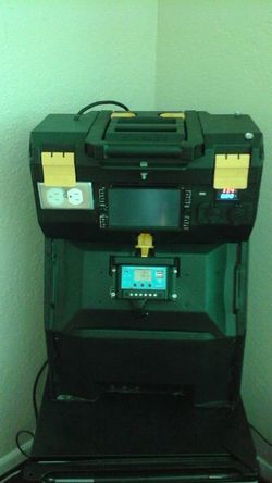 Portable Solar-powered generator with panel