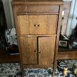 early 1900S Columbia Antique Record Player