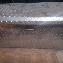 Delta 37inch Truck Tool Box 