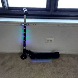 Jetson Orbit Light-Up Folding Kids Scooter – Great Condition