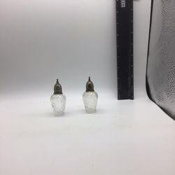 Silver Salt & Pepper Shakers ✨ Vintage ✨ 