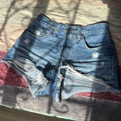 Levi Shorts 