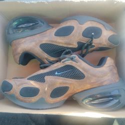 Nike Air Max Muse Size 6 Women's 