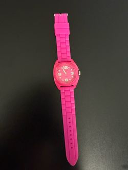 Geneva Platinum Women’s Analog Quartz Wristwatch Pink Silicone Strap
