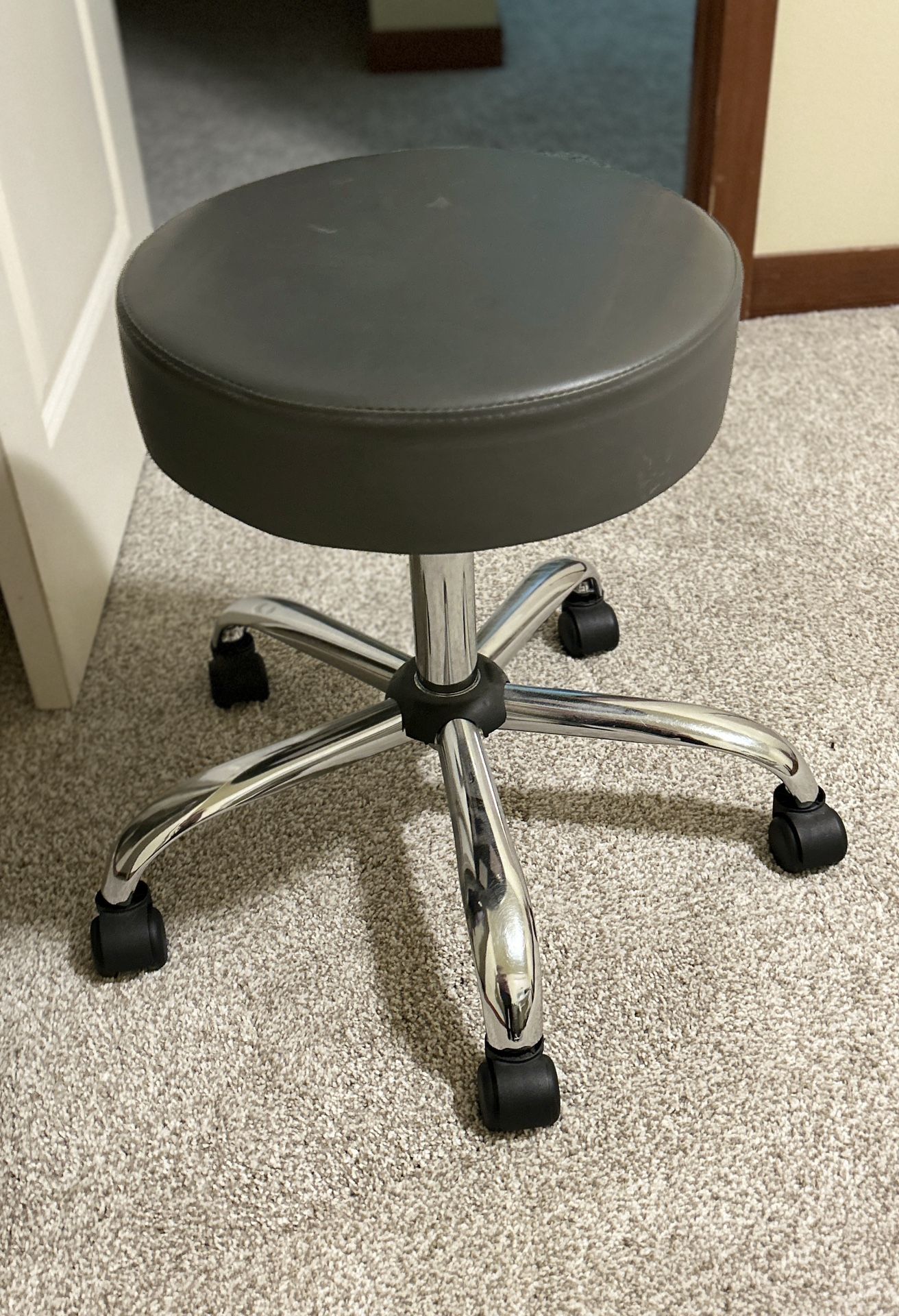 Stool, Adjustable