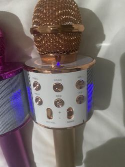 Bluetooth Wireless Karaoke Microphone 