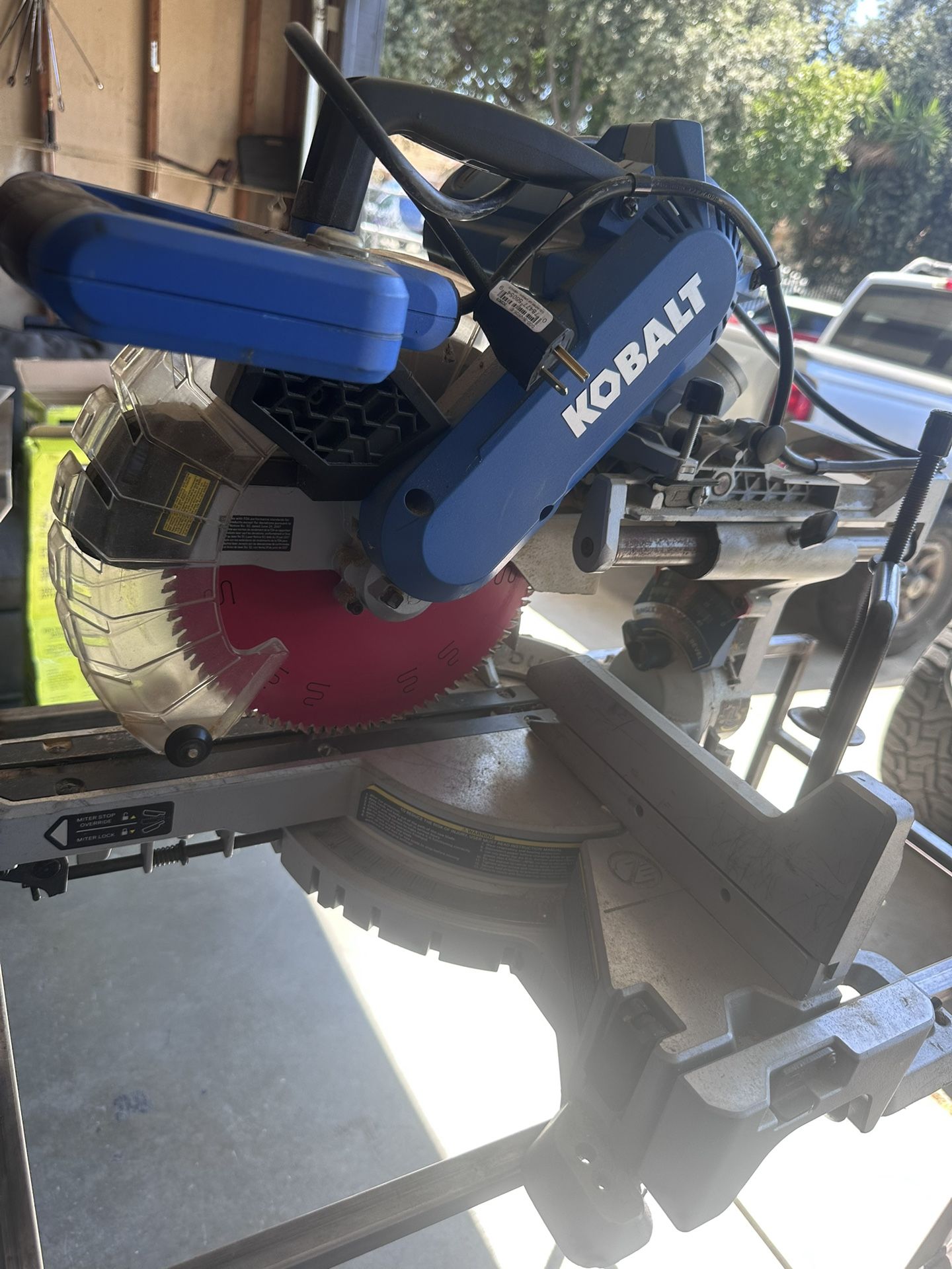 Kobalt Saw Mitter