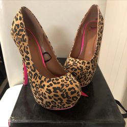 Sheik Leopard Heels 