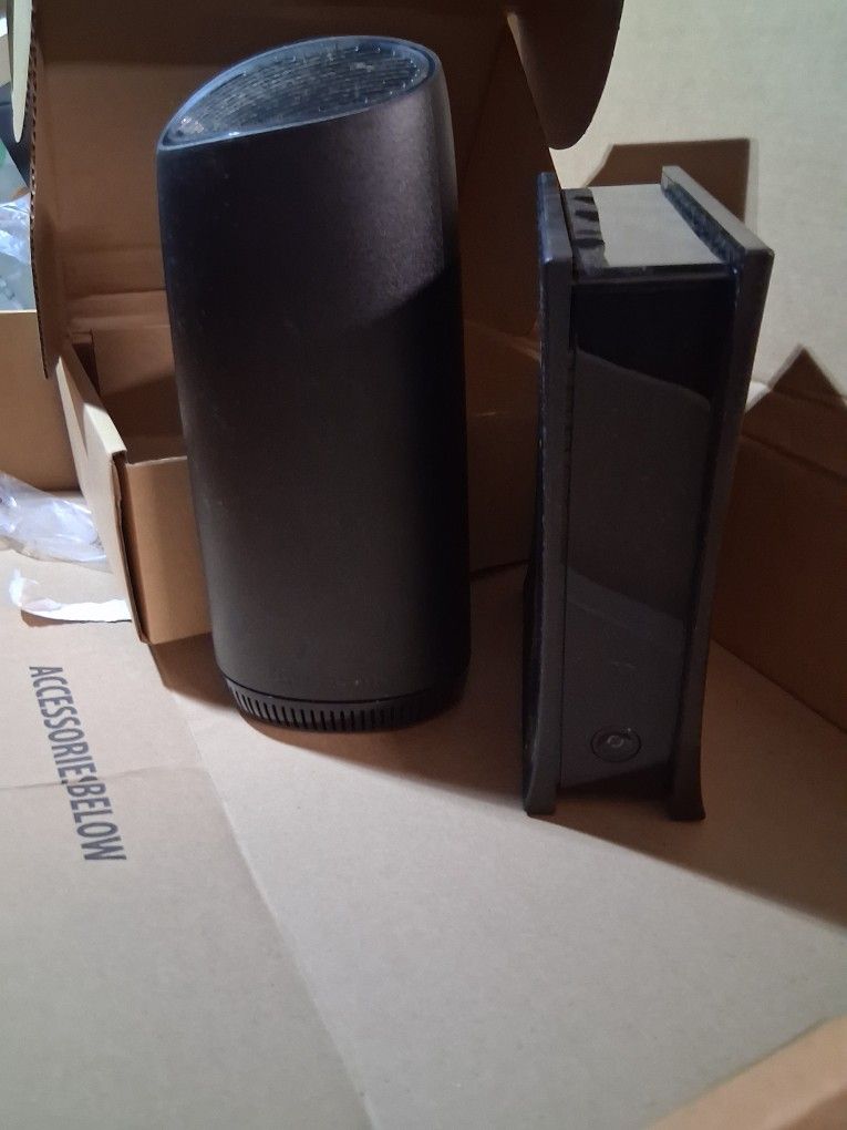 WiFi 6E Router & Modem