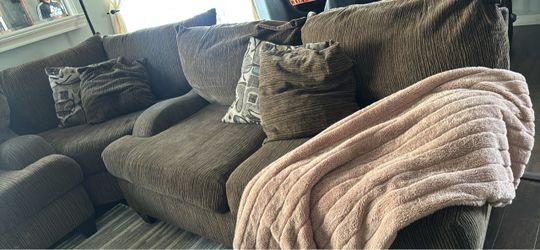 Sectional couch, three piece