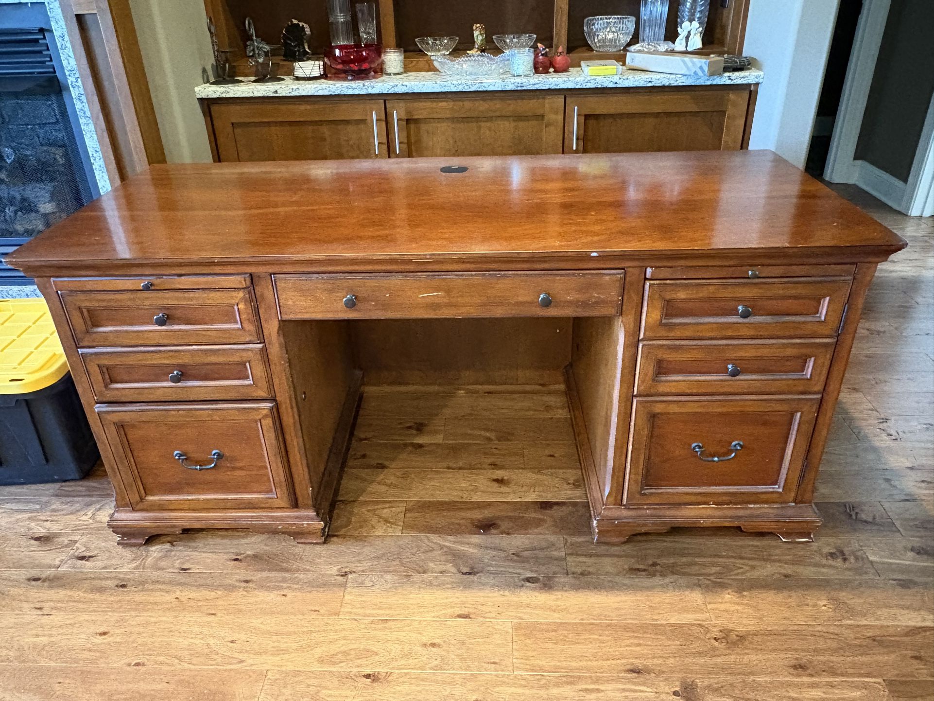 Free Computer Desk