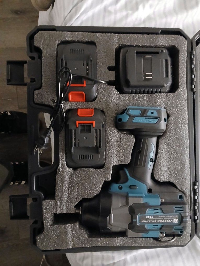 CANBRAKE 12000Nm(1500ft-lbs) Cordless Impact Wrench,3/4 inch High Torque Brushless Impact Gun, 5500RPM Power Battery Impact Wrench w/ 2 x 4.0Ah Batter