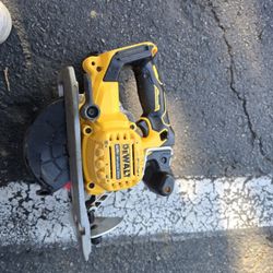 Dewalt 20v Max 6 1/2 Circular Saw