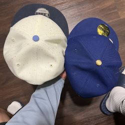 Dodgers hat (blue 7 1/4 & Snapback) 