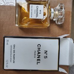 Chanel No 5 Eau De Parfum 1.2 Oz for Sale in Hialeah, FL - OfferUp
