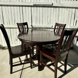 Table and 4 Chairs