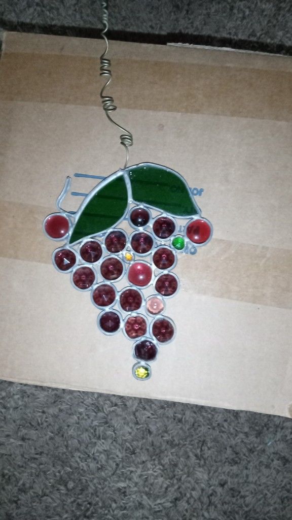 Stained Glass. ( Grapes ) Window Ornament