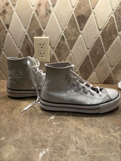 Silver Glitter Converse Size 7 Brand New With Box