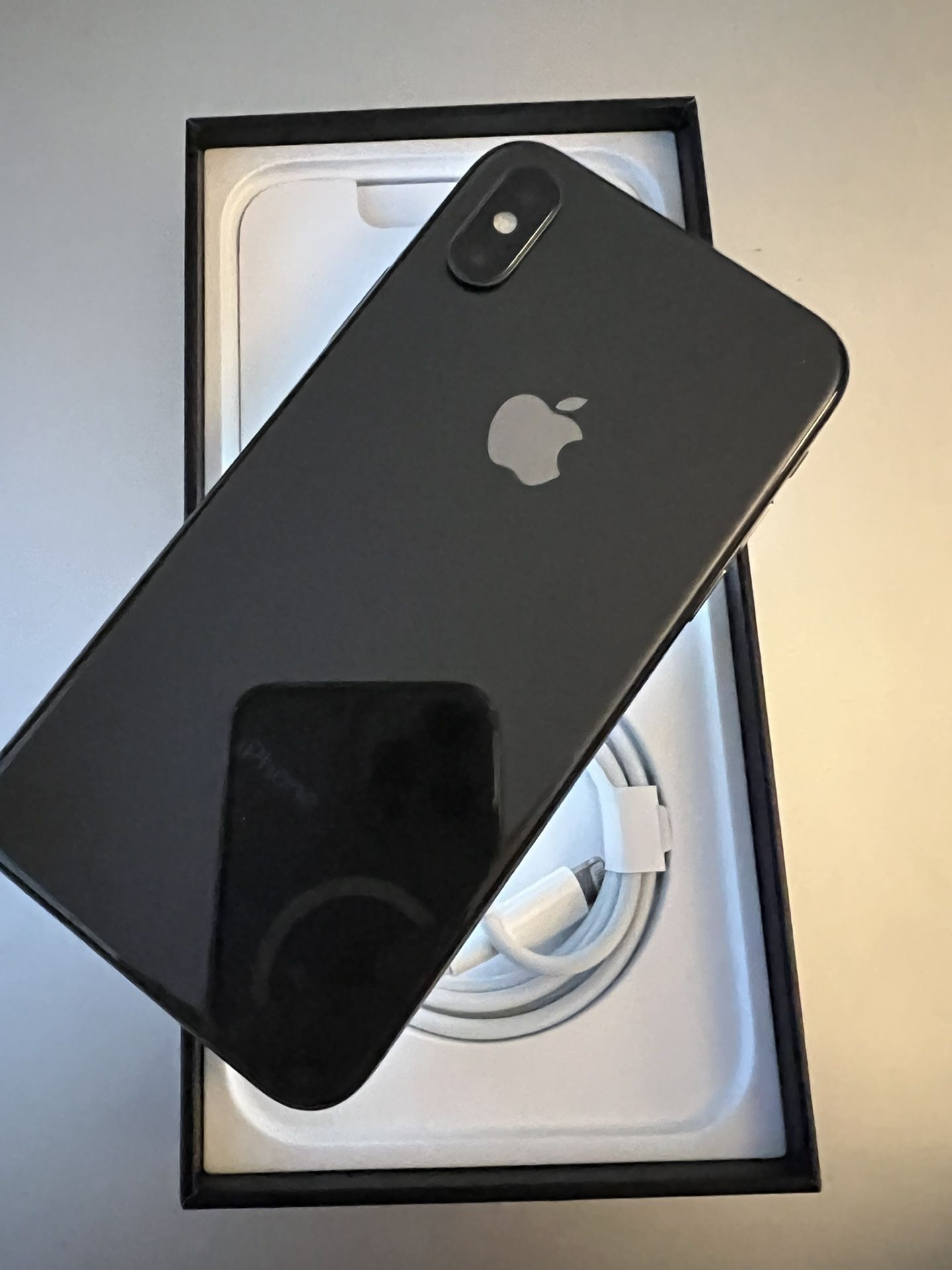 Iphone X 256GB ANY CARRIER JET GREY