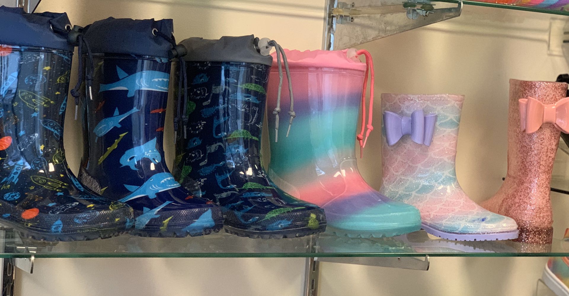 Rain boots for kids sizes available 11,12,13,1,2,3,4