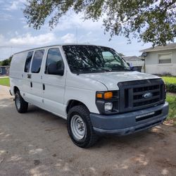 2009 Ford E-250