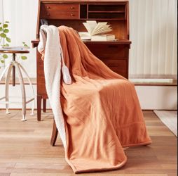 Aheadpret Heated Blanket 50"x60" Microfleece, Orange