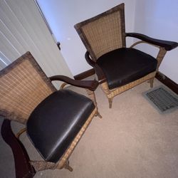  Chairs 