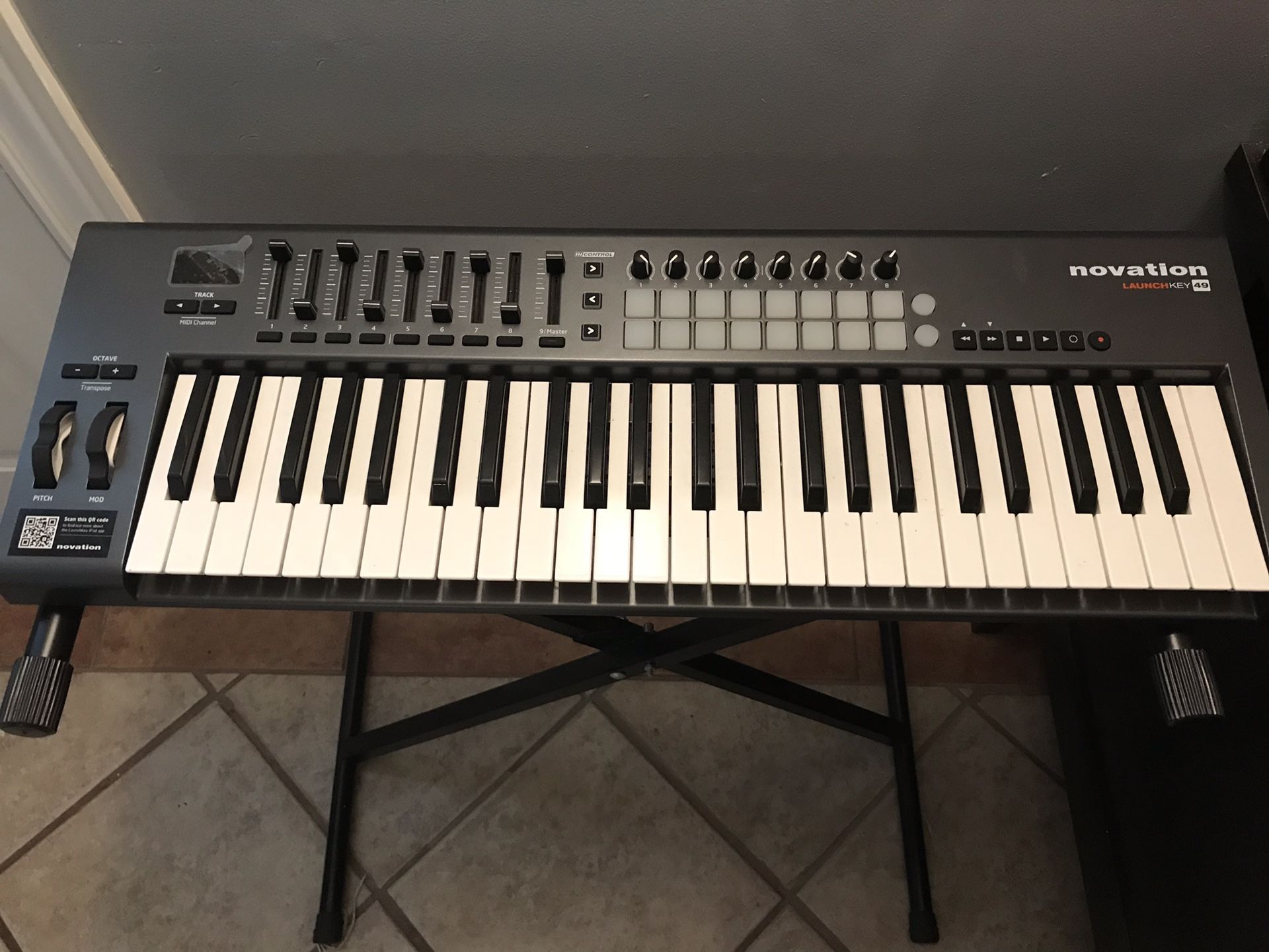 Novation Launchkey49 Keyboard musical instrument